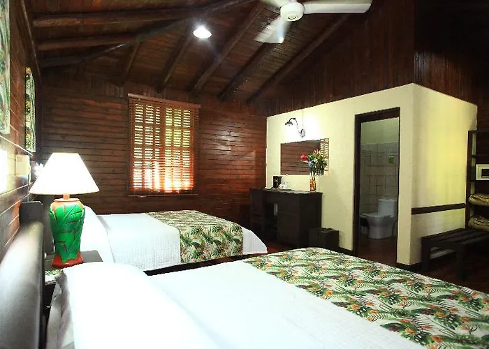 Buena Vista Del Rincon Eco Adventure Park & Lodge *